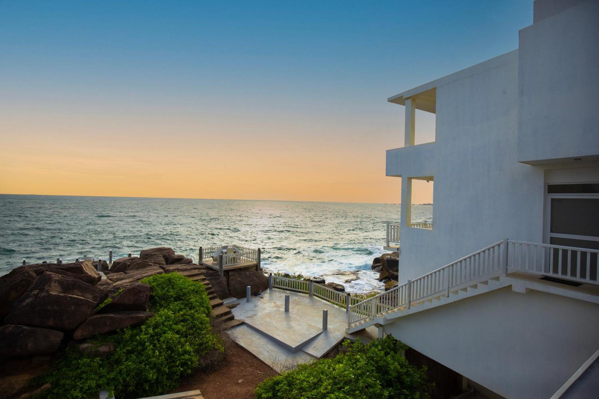Hotel Zeilan Sunset Point Unawatuna Buitenkant foto